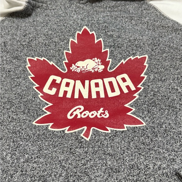 Roots Girls Sweater Longer Length Size 11-12 - Picture 3 of 7